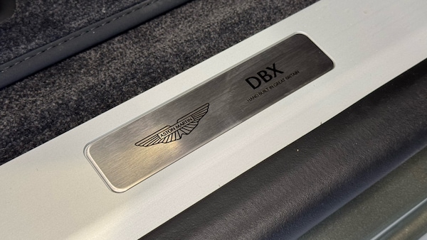 Used Aston Martin DBX 2025 for sale - 76257908: Photo 22