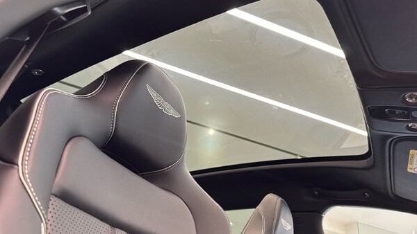 Used Aston Martin DBX 2025 for sale - 76257908: Photo 25
