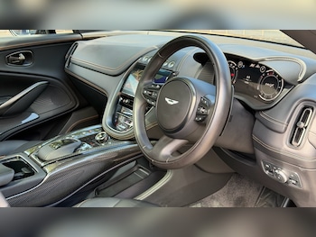 Used Aston Martin DBX 2024 for sale - 78489017: Photo