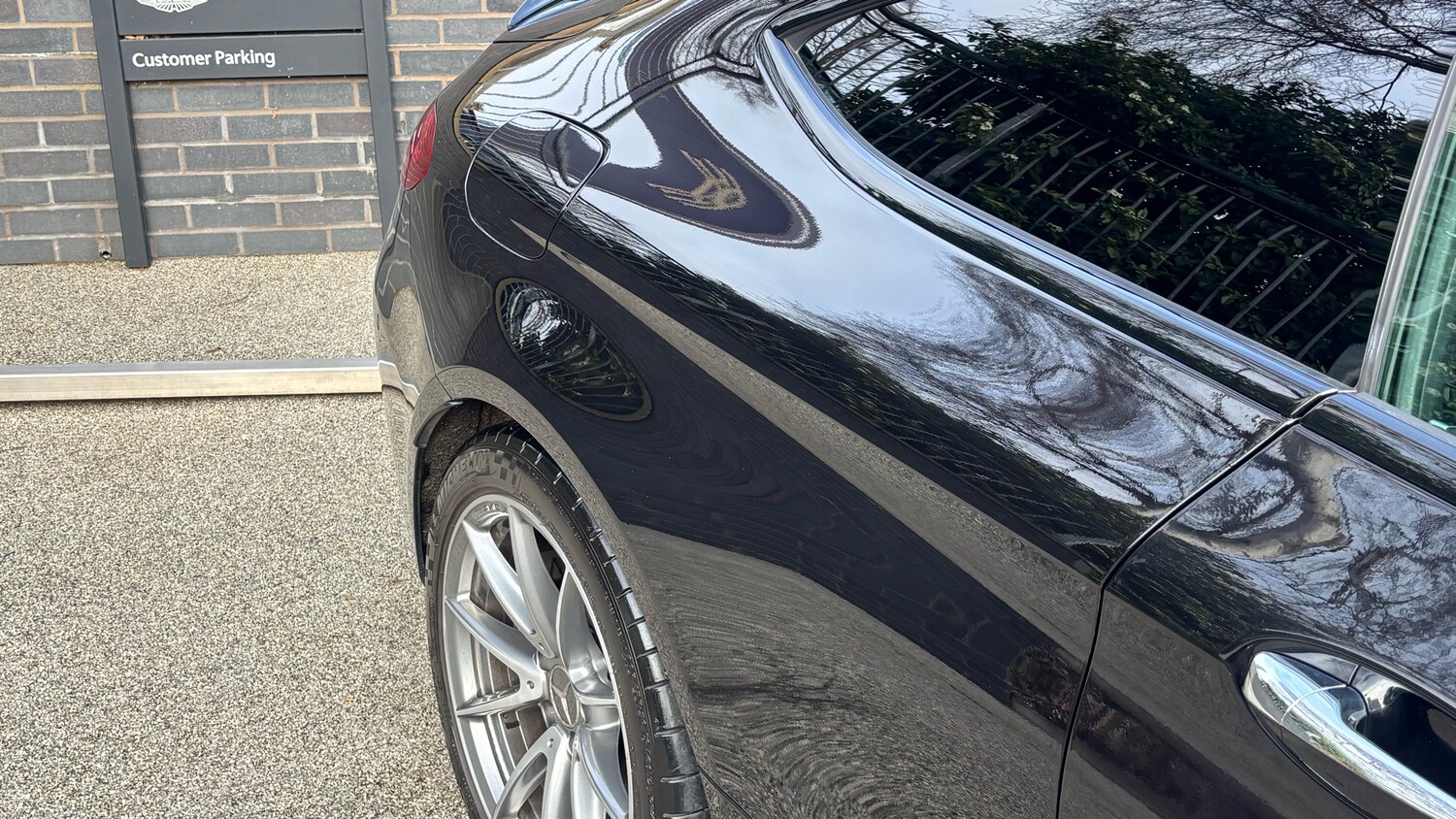 Used Mercedes-Benz C Class 2018 for sale - 77643500: Photo 17