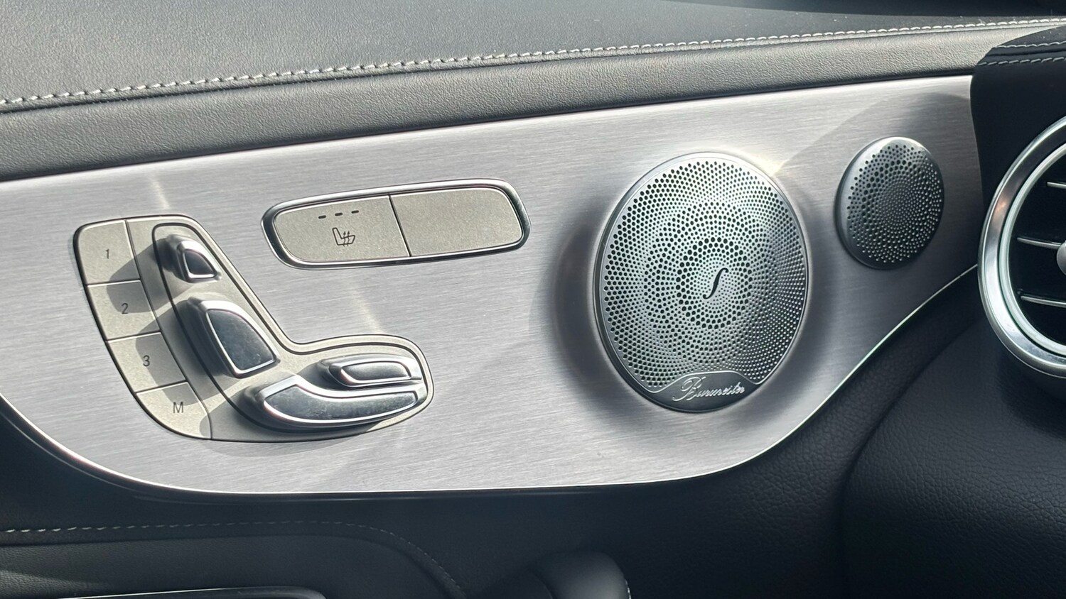 Used Mercedes-Benz C Class 2018 for sale - 77643500: Photo 20