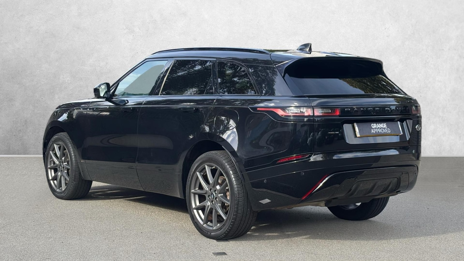Used Land Rover Range Rover Velar 2021 for sale - 75925311: Photo 2