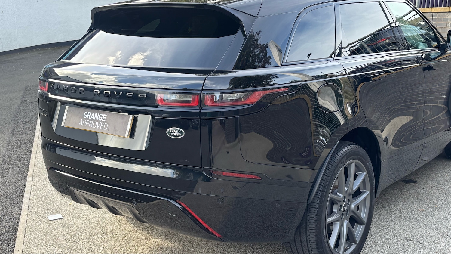 Used Land Rover Range Rover Velar 2021 for sale - 75925311: Photo 8