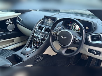 Used Aston Martin DB11 2021 for sale - 77807274: Photo