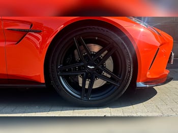Used Aston Martin Vantage 2025 for sale - 79620650: Photo