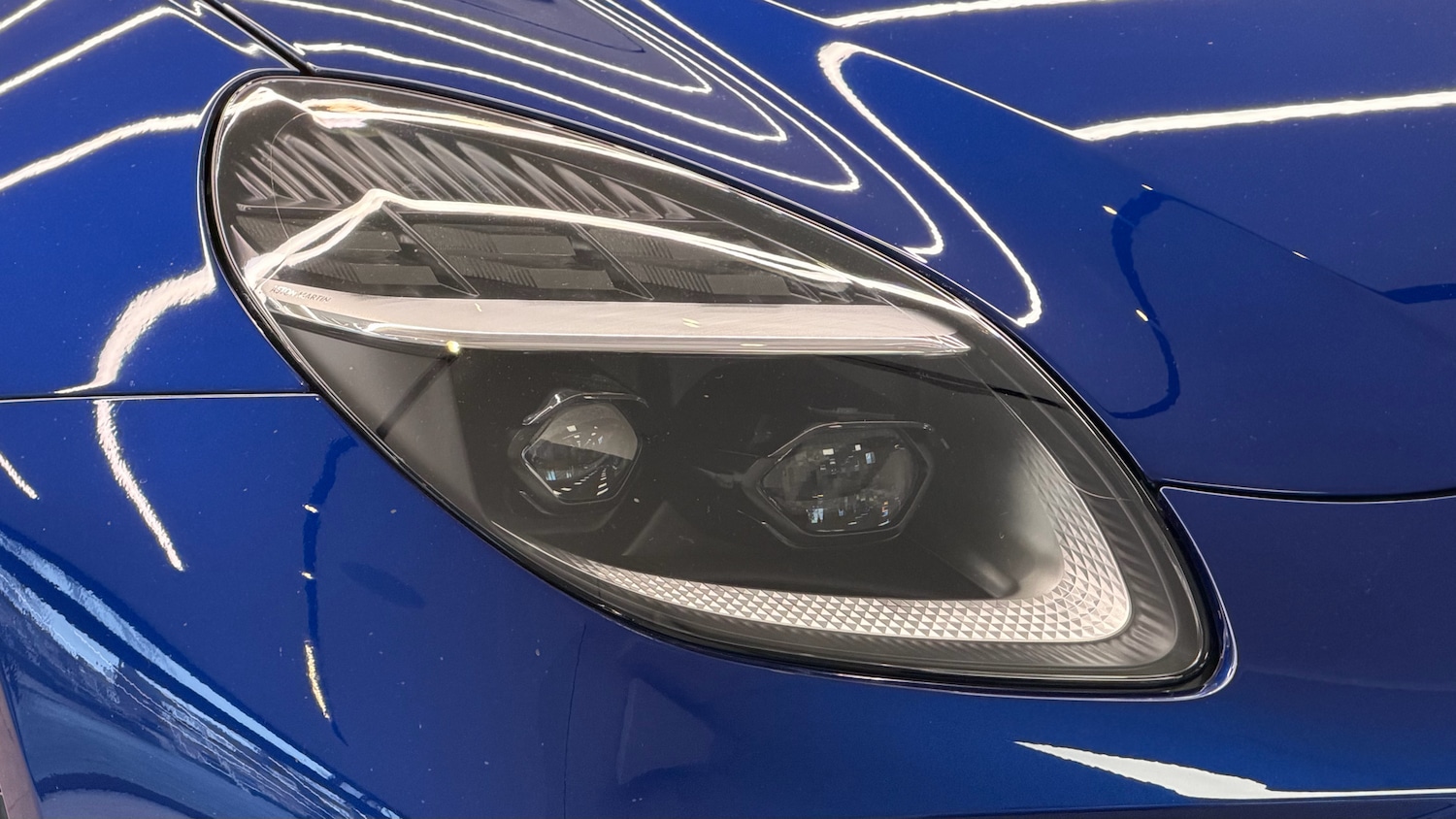 Used Aston Martin Vantage for sale - 77370556: Photo 19