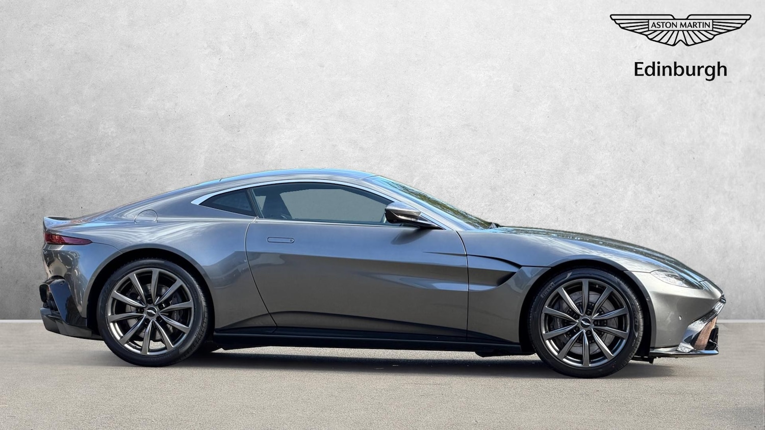 Used Aston Martin Vantage for sale - 76149106: Photo 13