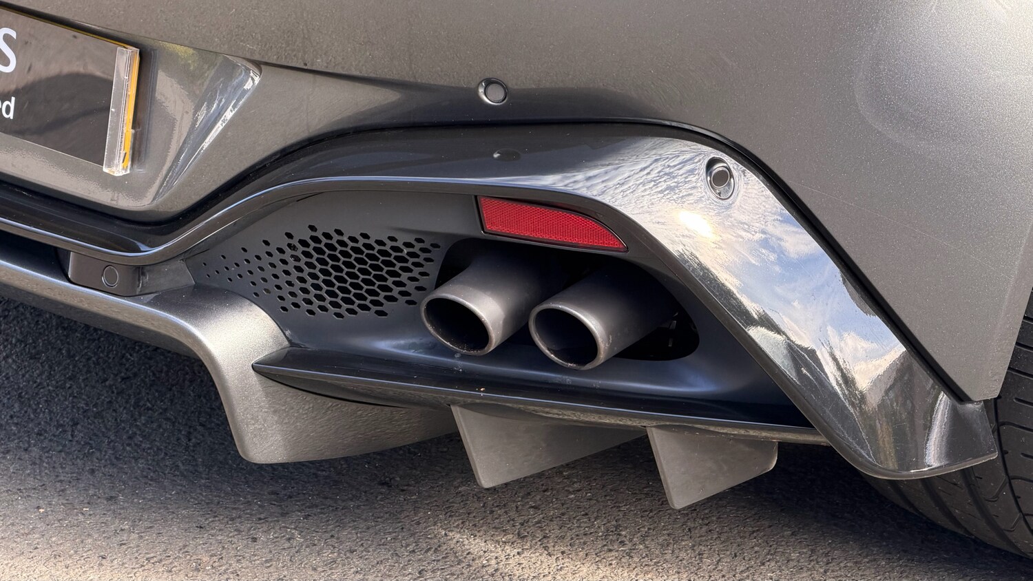 Used Aston Martin Vantage for sale - 76149106: Photo 15