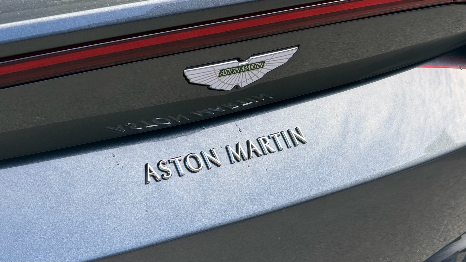 Used Aston Martin Vantage for sale - 76149106: Photo 21