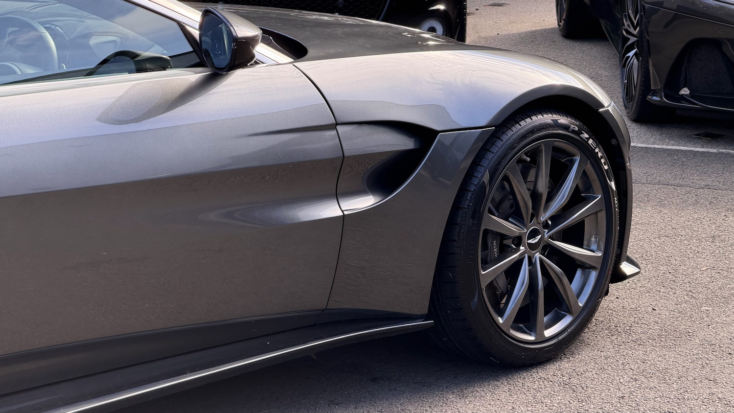 Used Aston Martin Vantage for sale - 76149106: Photo 9