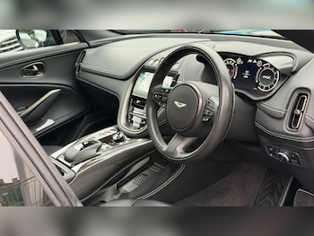 Used Aston Martin DBX 2023 for sale - 78599423: Photo