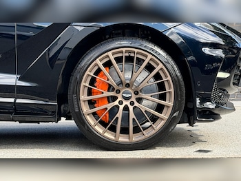 Used Aston Martin DBX 2024 for sale - 79450802: Photo