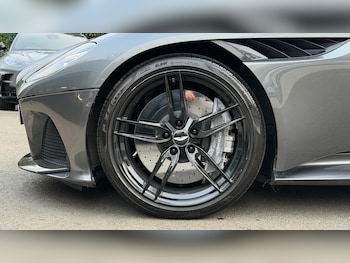 Used Aston Martin DBS 2019 for sale - 77065531: Photo