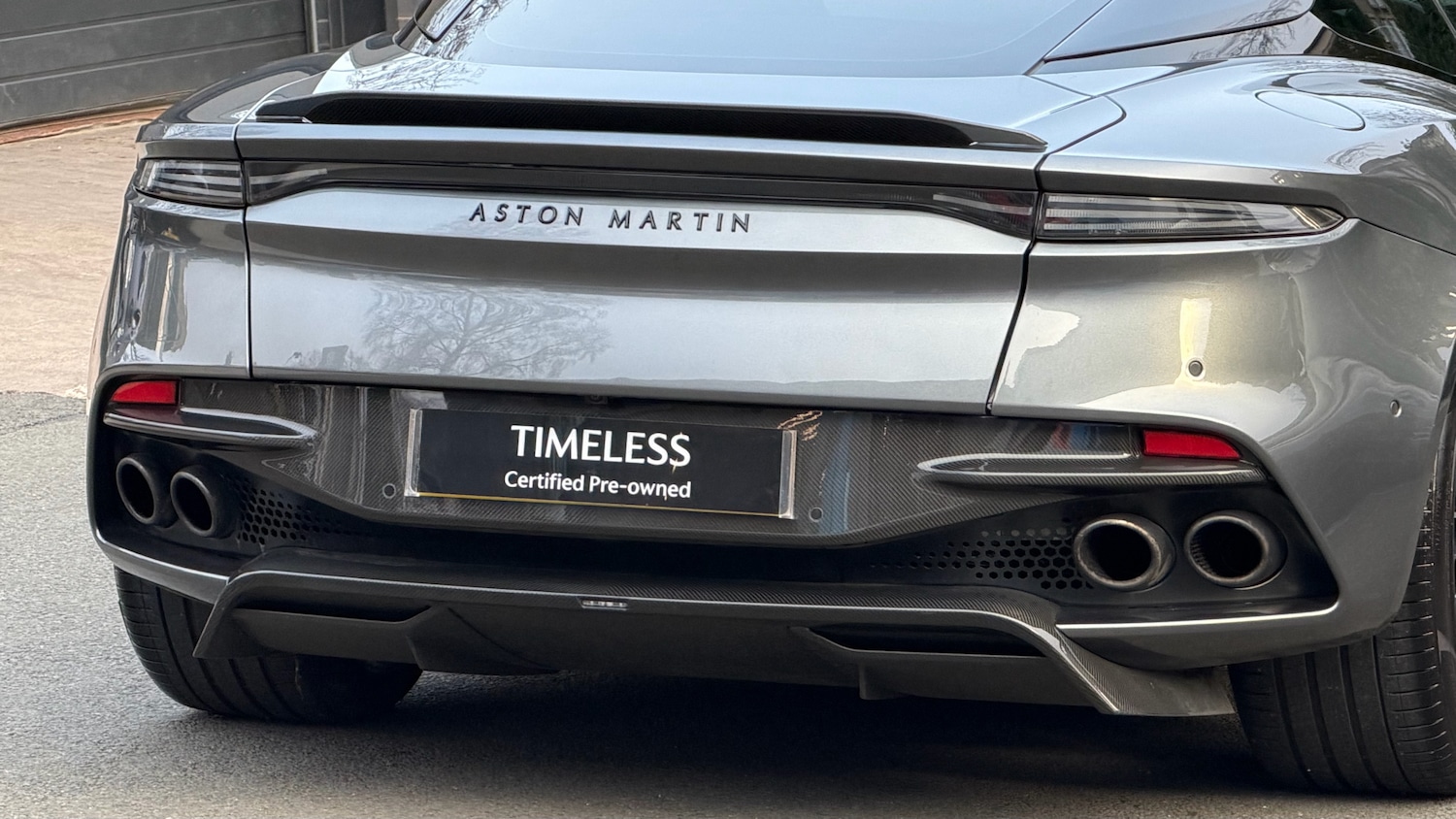 Used Aston Martin DBS 2019 for sale - 77065531: Photo 8