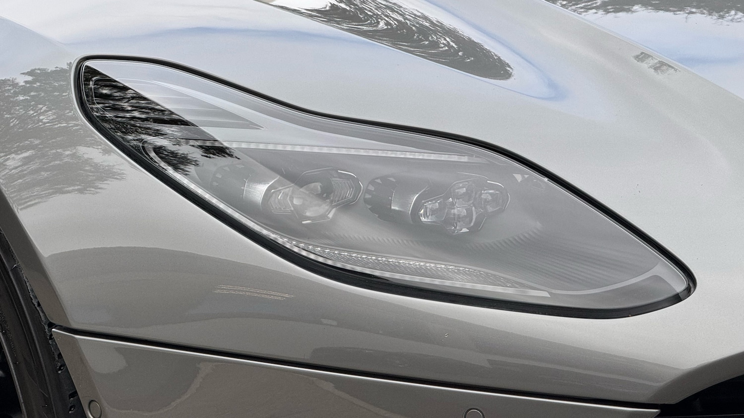 Used Aston Martin DB11 2019 for sale - 76164851: Photo 18