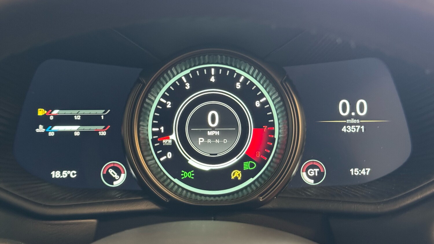 Used Aston Martin DB11 2019 for sale - 76164851: Photo 6