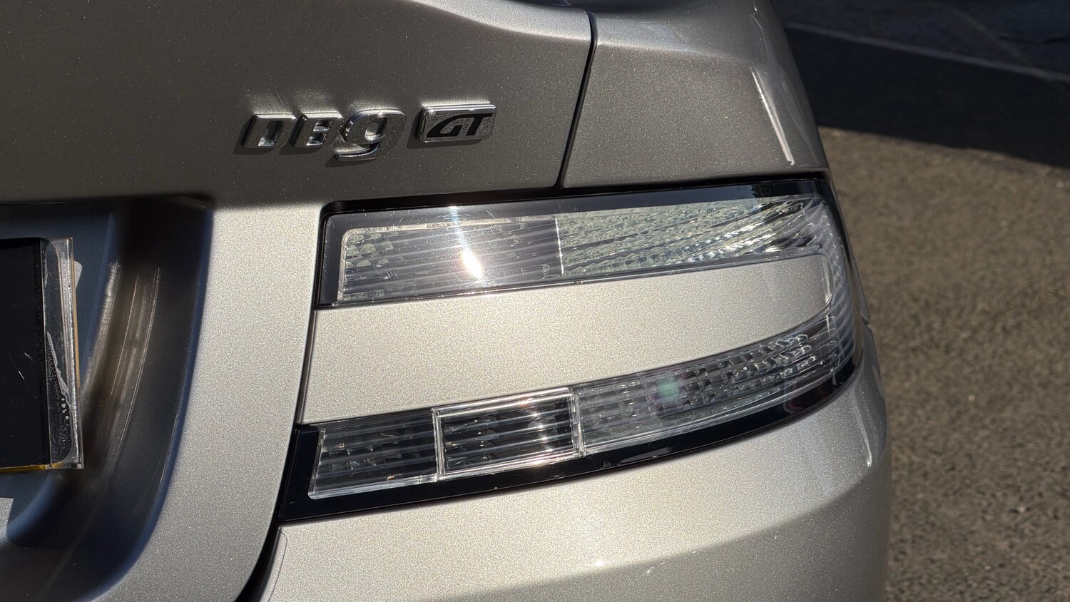 Used Aston Martin DB9 2015 for sale - 77643480: Photo 15