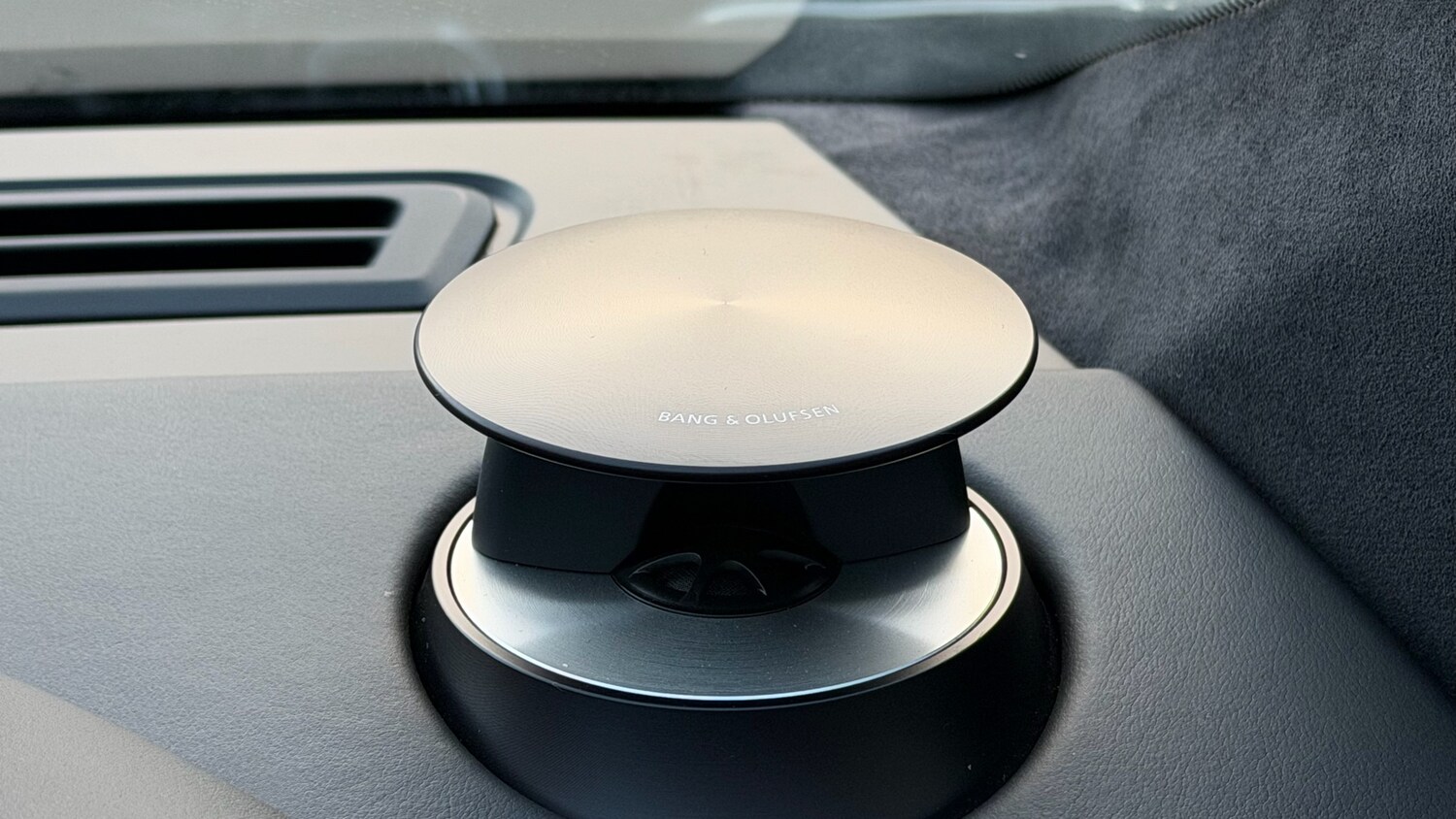 Used Aston Martin DB9 2015 for sale - 77643480: Photo 20