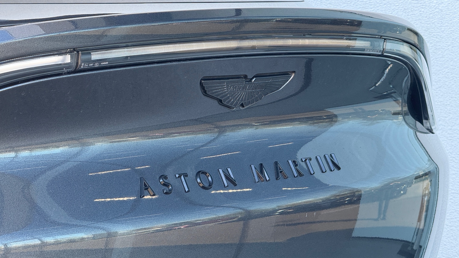 Used Aston Martin DBX for sale - 77837105: Photo 17