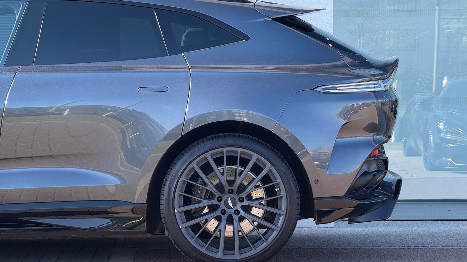 Used Aston Martin DBX for sale - 77837105: Photo 18