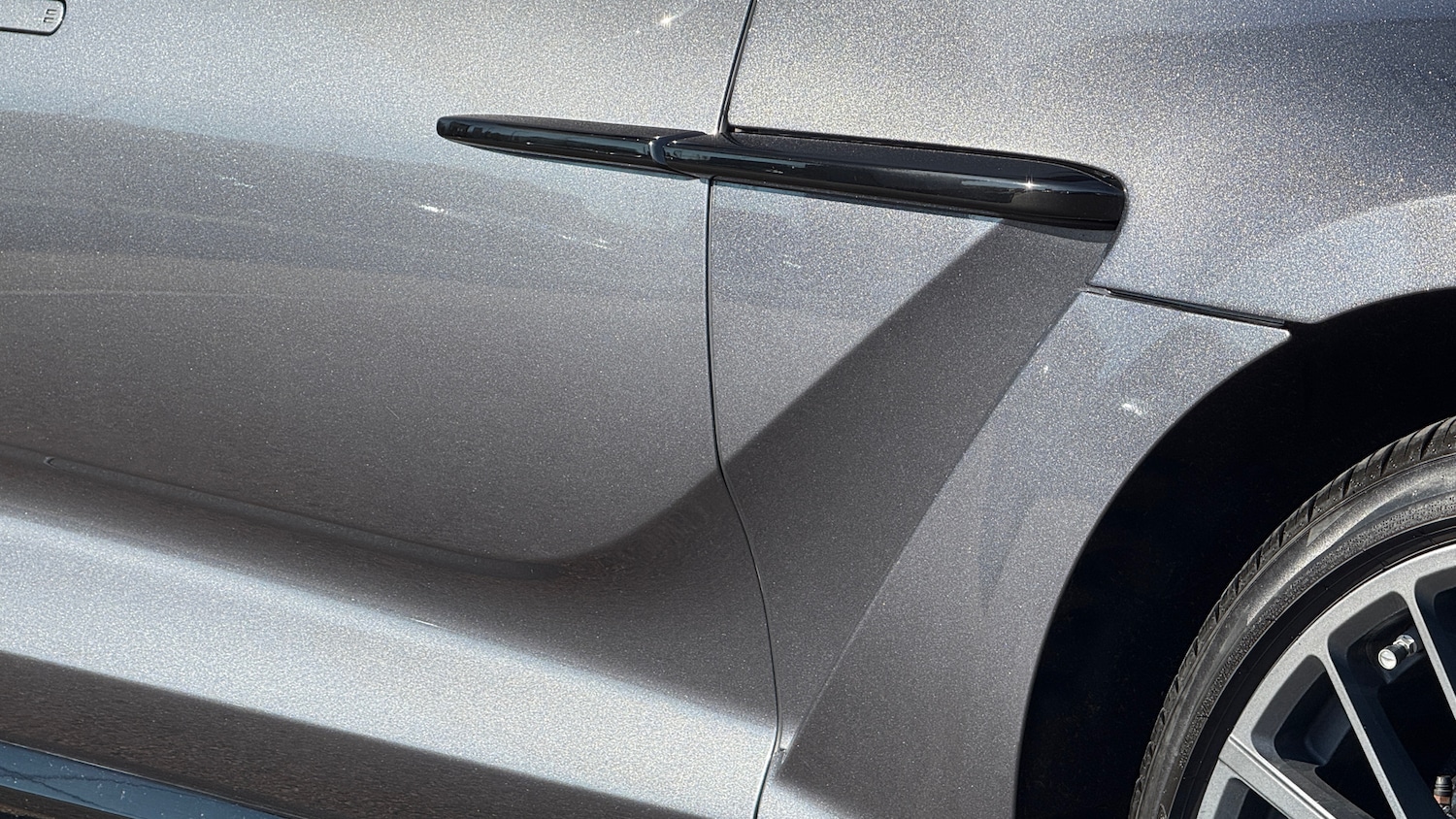 Used Aston Martin DBX for sale - 77837105: Photo 9