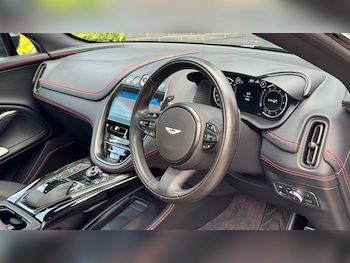 Used Aston Martin DBX 2023 for sale - 75656305: Photo