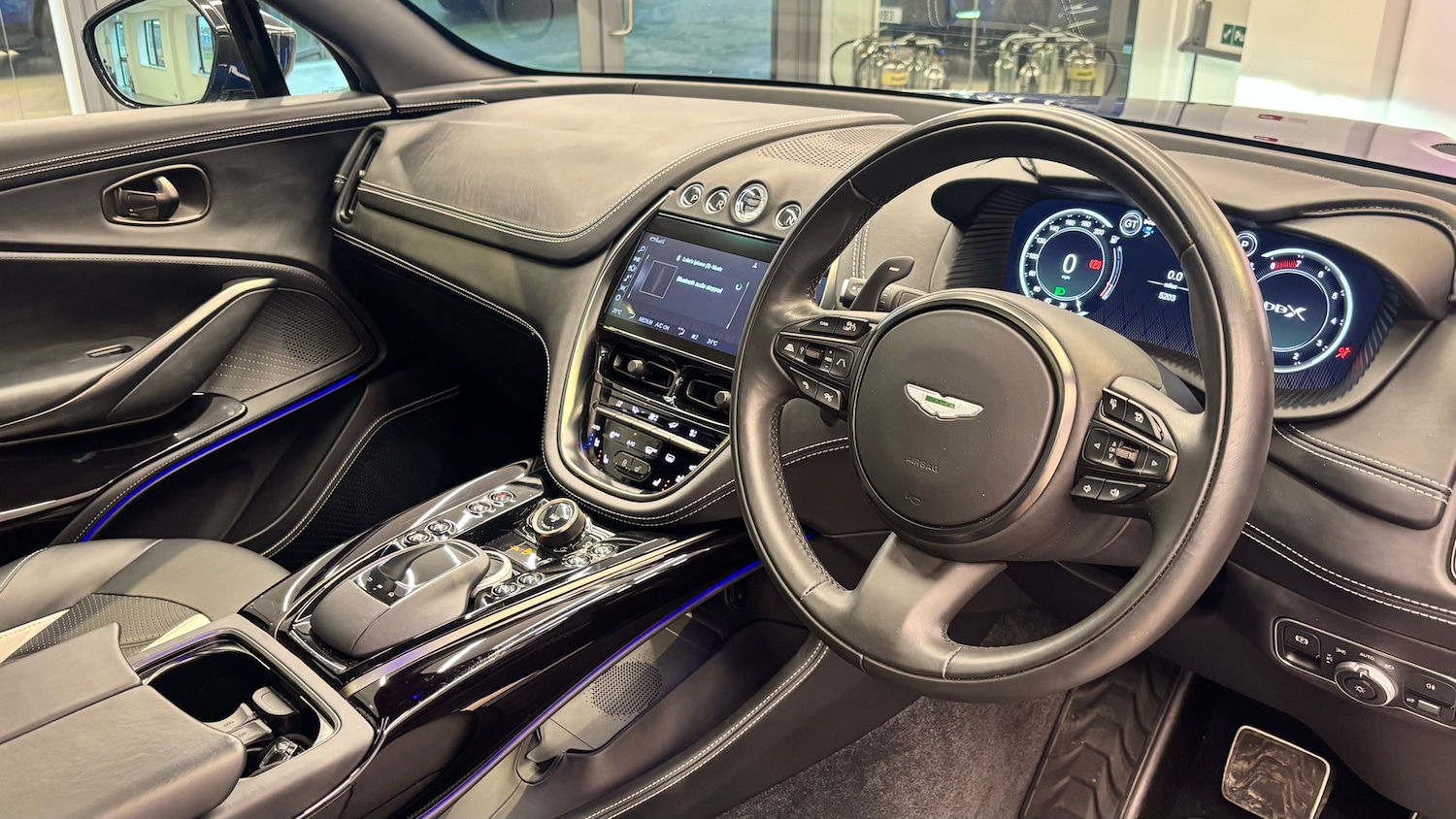 Used Aston Martin DBX for sale - 77303545: Photo 3