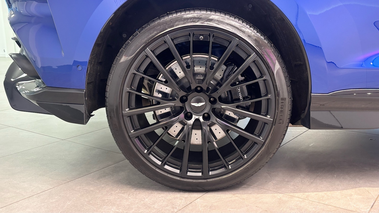 Used Aston Martin DBX for sale - 77303545: Photo 4