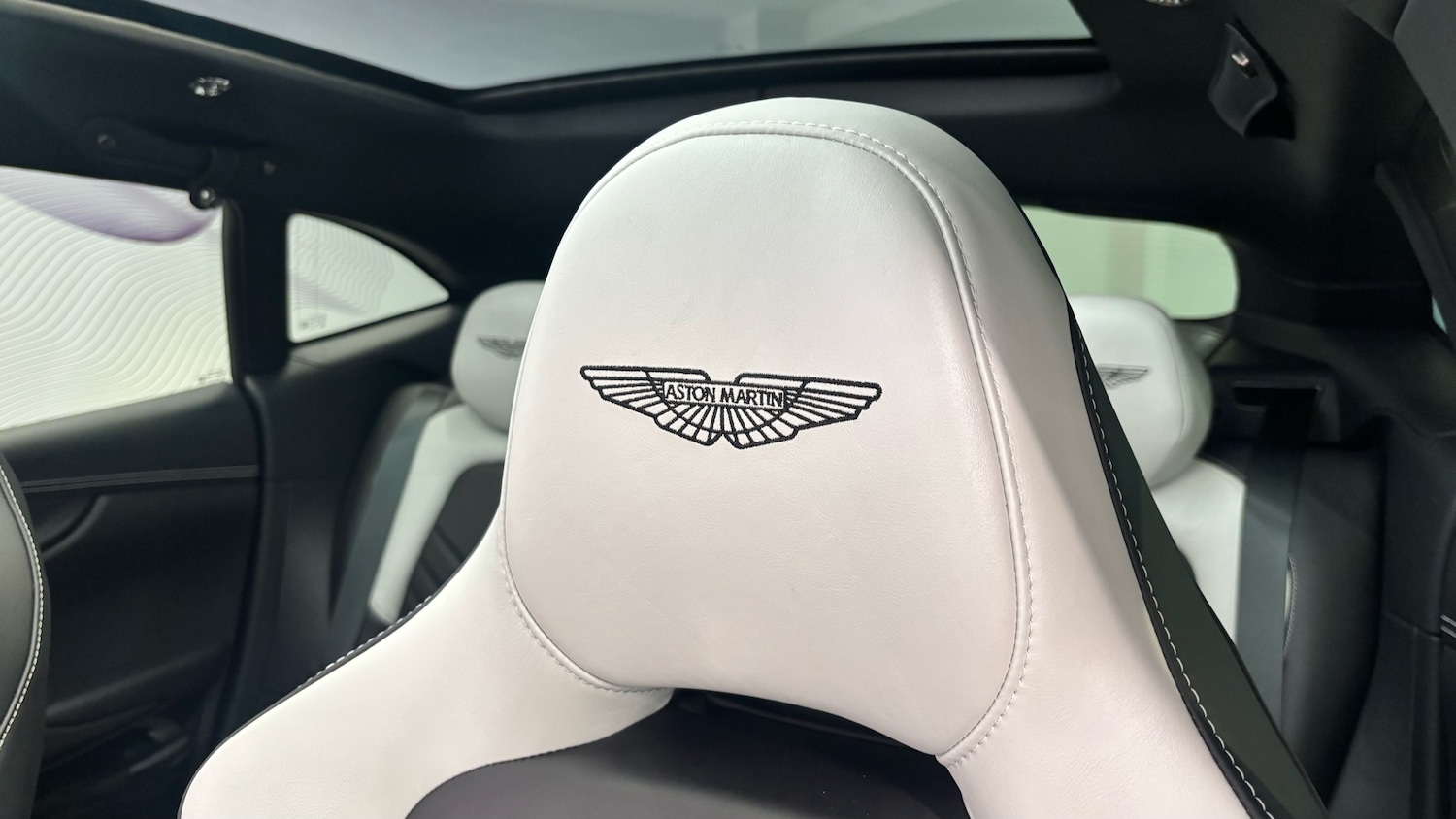 Used Aston Martin DBX for sale - 77303545: Photo 5