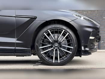 Used Aston Martin DBX 2023 for sale - 79724914: Photo