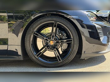 Used Porsche Taycan 2023 for sale - 78345686: Photo