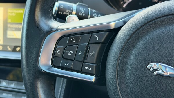 Used Jaguar F-Pace 2020 for sale - 76164878: Photo 18