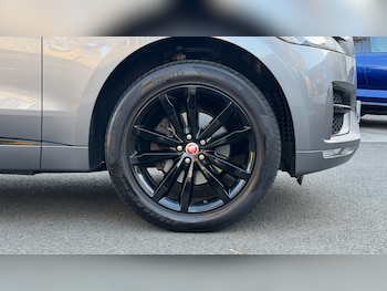 Used Jaguar F-Pace 2020 for sale - 76164878: Photo 4
