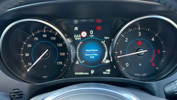 Used Jaguar F-Pace 2020 for sale - 76164878: Photo 6