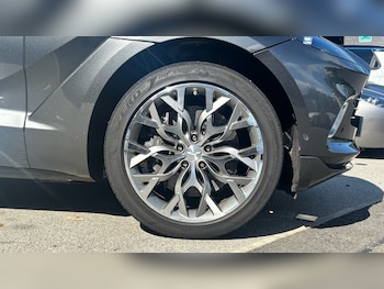 Used Aston Martin DBX 2022 for sale - 78945117: Photo