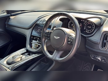 Used Aston Martin DBX 2021 for sale - 75530179: Photo