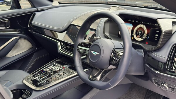 Used Aston Martin DBX 2024 for sale - 76149107: Photo 3
