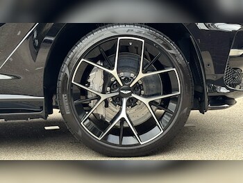 Used Aston Martin DBX 2024 for sale - 76149107: Photo 4