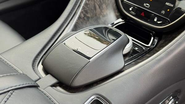 Used Aston Martin DBS 2020 for sale - 76119593: Photo 19