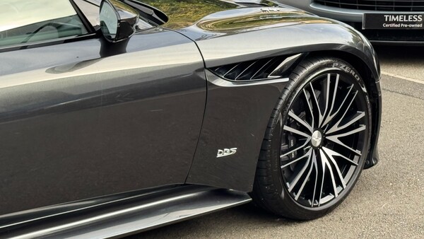 Used Aston Martin DBS 2020 for sale - 76119593: Photo 9