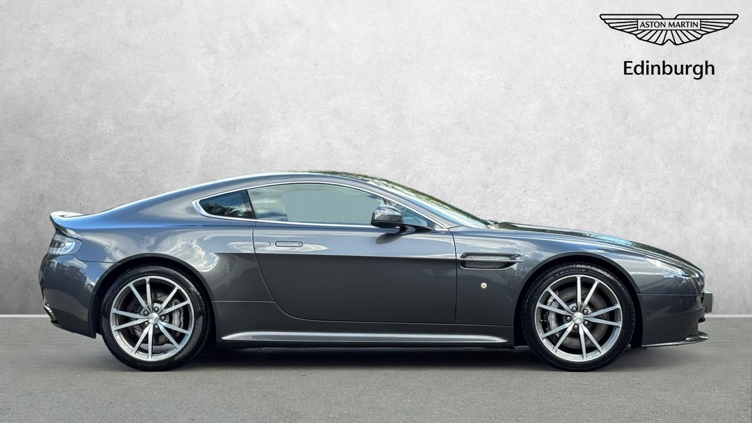 Used Aston Martin Vantage 2017 for sale - 77173269: Photo 13