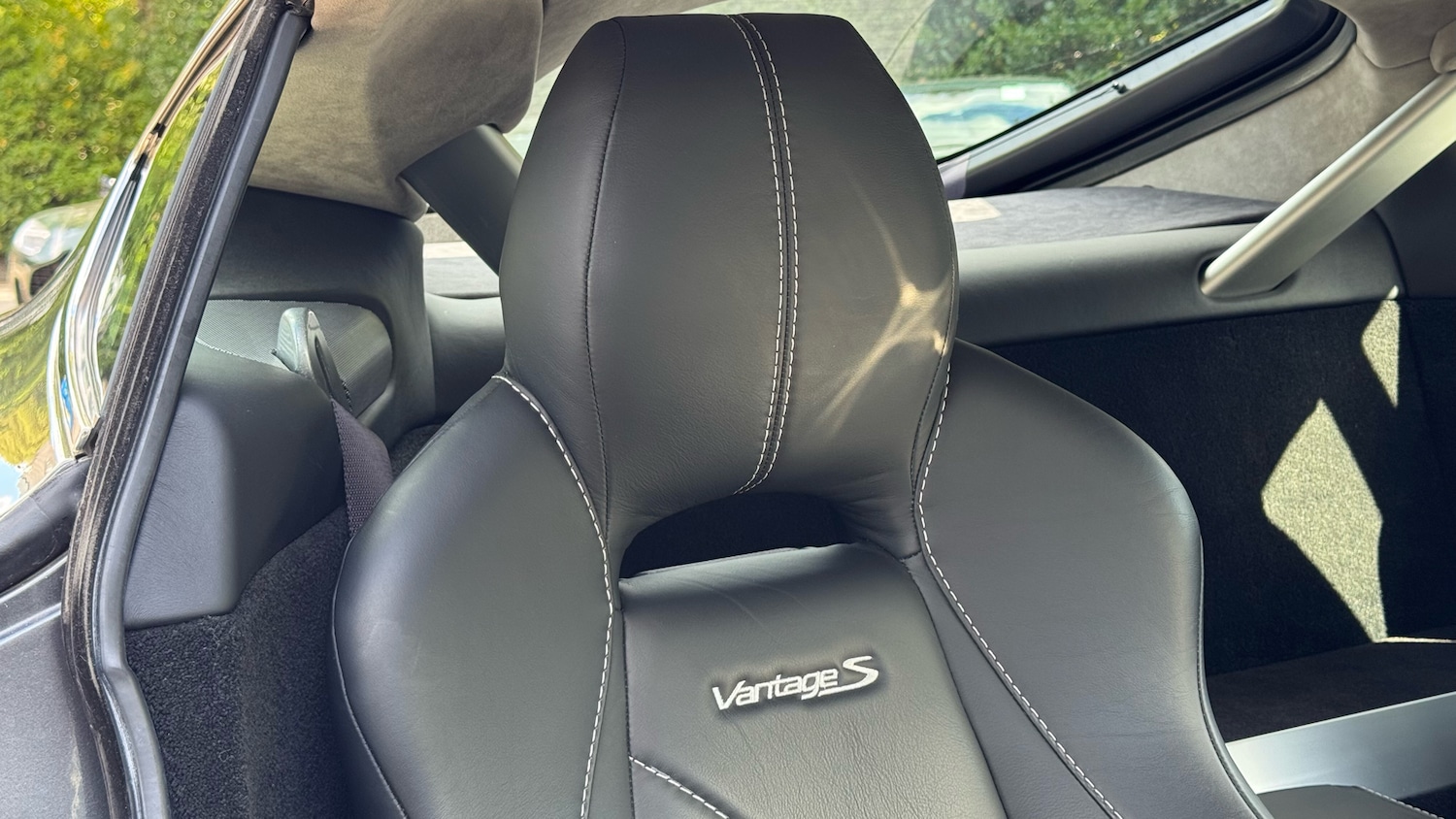 Used Aston Martin Vantage 2017 for sale - 77173269: Photo 5