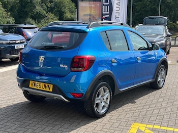 Used Dacia Sandero Stepway 2016 for sale - 75475378: Photo