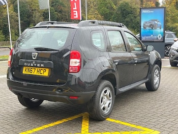 Used Dacia Duster 2017 for sale - 76046640: Photo