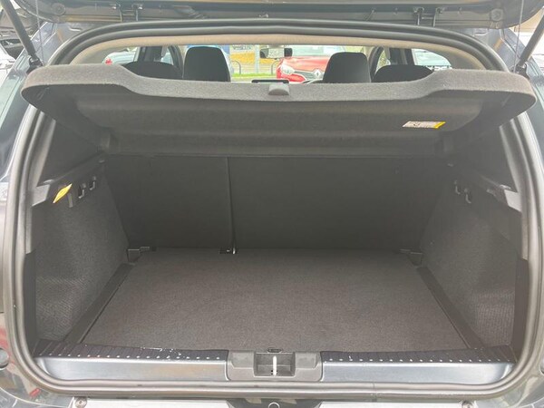 Used Dacia Sandero Stepway 2022 for sale - 76277251: Photo 18
