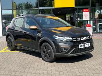 2025 - Hatchback Extreme Manual 5-Door