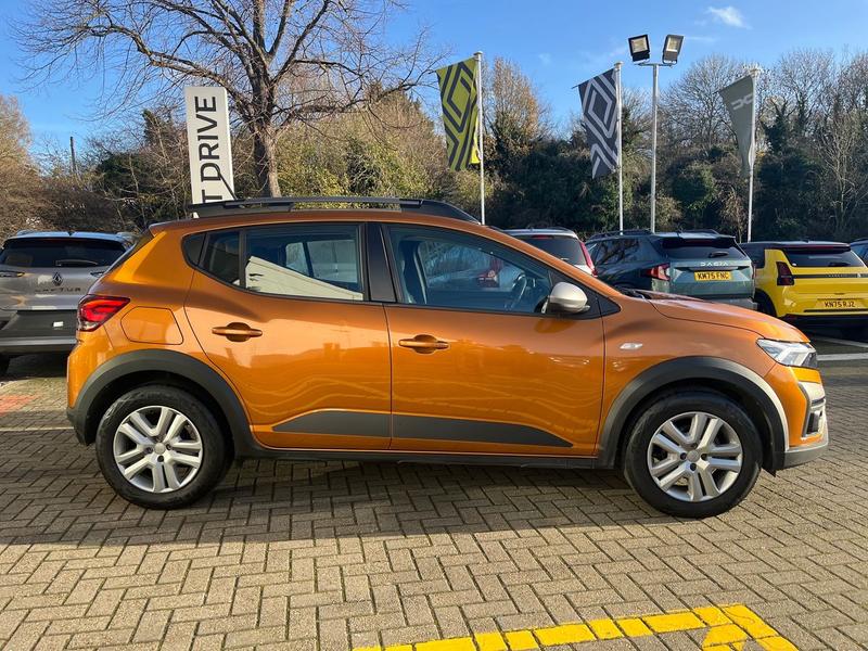 Used Dacia Sandero Stepway 2023 for sale - 76703087: Photo 2