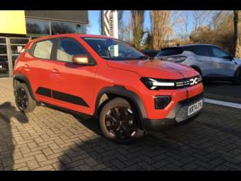 2024 - Hatchback Extreme Automatic 5-Door