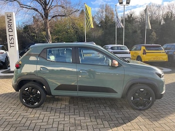 Used Dacia Spring 2025 for sale - 76382346: Photo