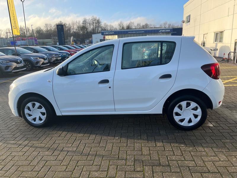 Used Dacia Sandero 2017 for sale - 77006149: Photo 6